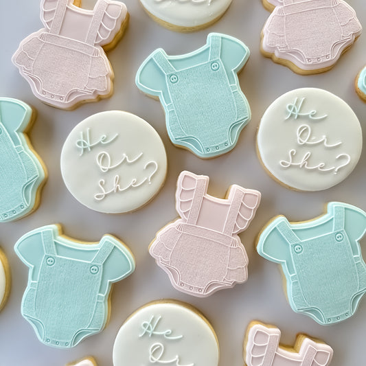 He or She? Gender Reveal Cookies